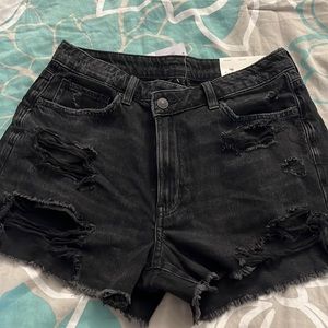 Women’s Mom Shorts